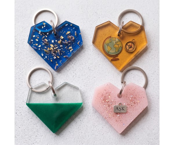 Epoksi Kalp Anahtarlık Kristal Kesim Kalp Kolye Kalıbı Silikon 3.9x3.5cm Epoksi Kalp Anahtarlık Kristal Kesim Kalp Kolye Kalıbı Silikon 3.9x3.5cm