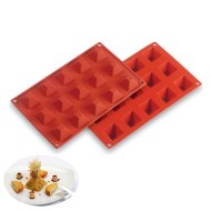 Piramit 15 li Pasta Kek   Çikolata Silikon Kalıbı GT126